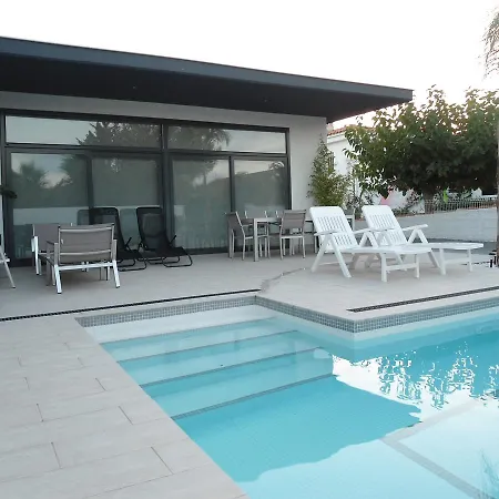 Casa Mariona Holiday home Riumar